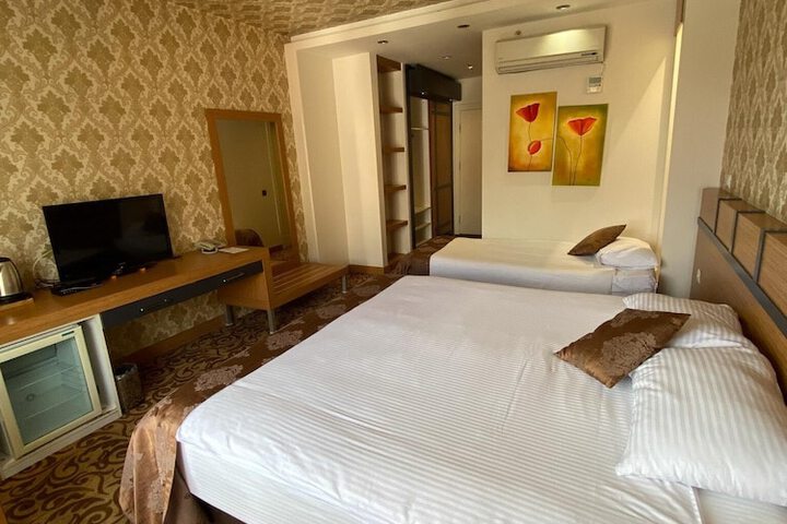 Room 20 of 43