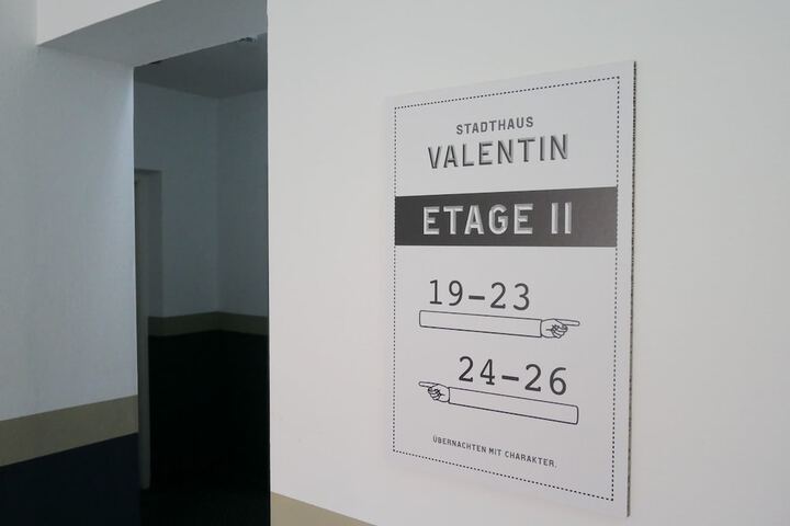 Ballroom/Hall 31 of 35