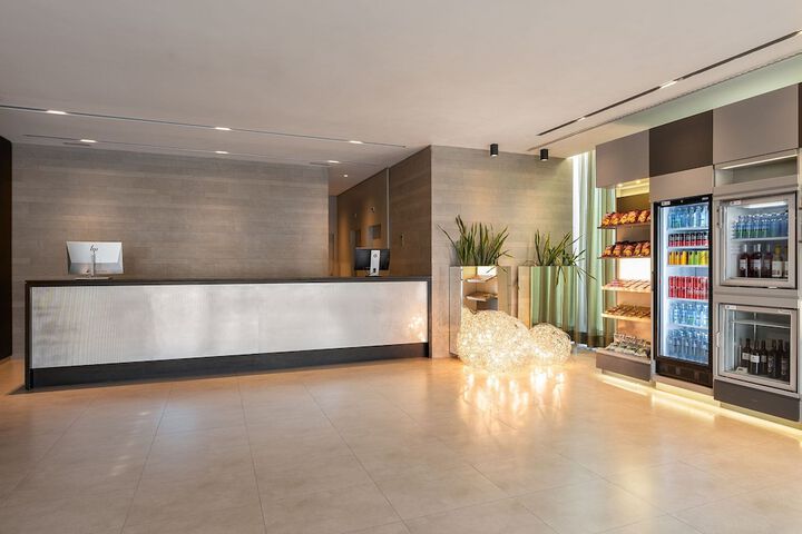 Hotel Lobby