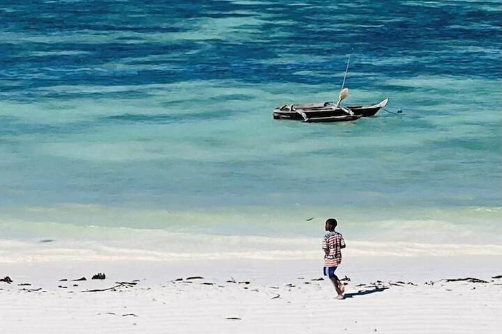 Beach 37 of 61