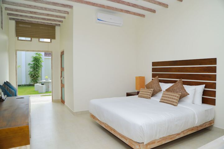 Room 5 of 21
