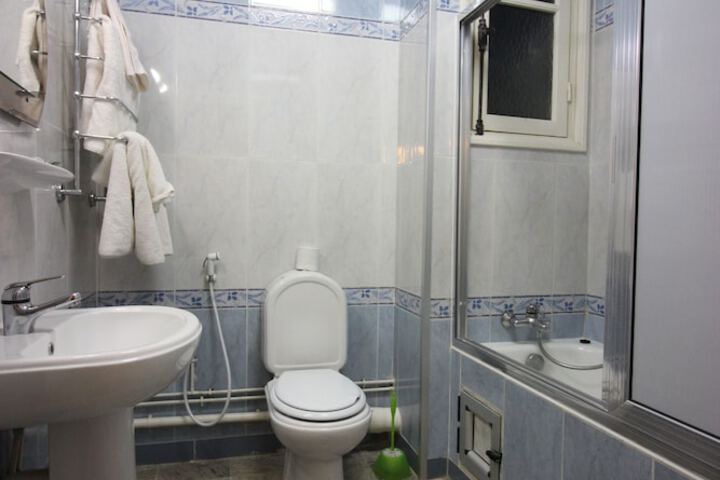 Clean Restrooms