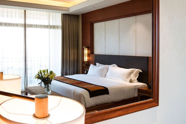Room 8 of 52