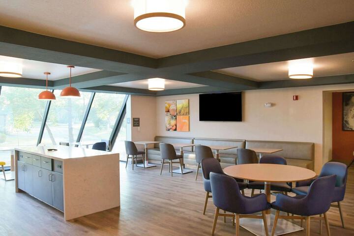 Breakfast area