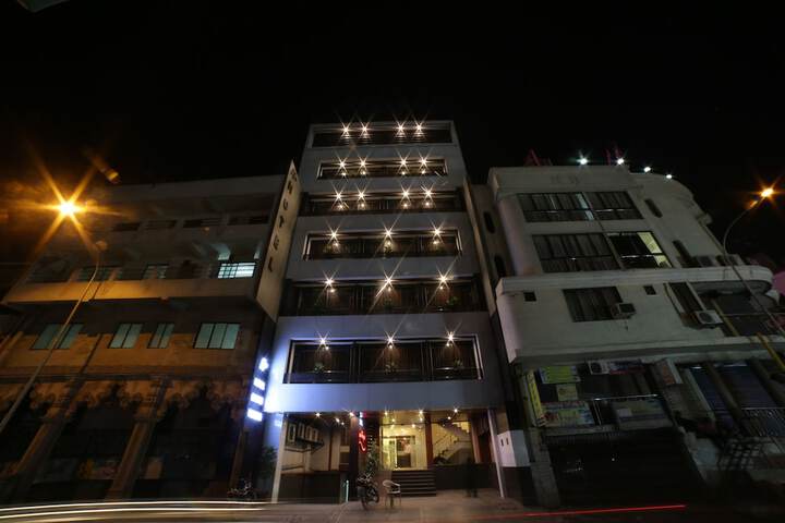Hotel 29 of 32