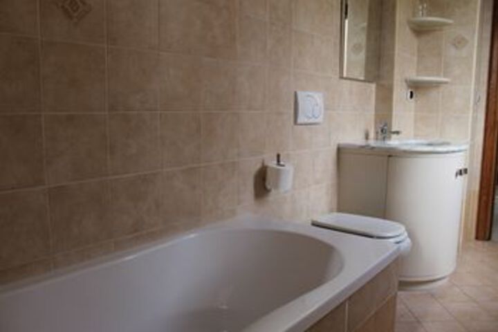 Room 44 of 256