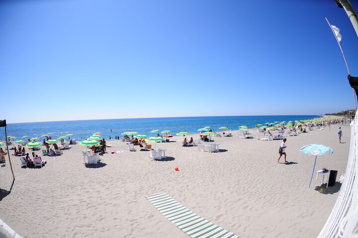 Beach 22 of 32