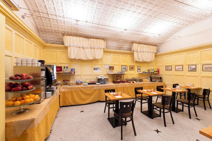 Dining 50 of 55
