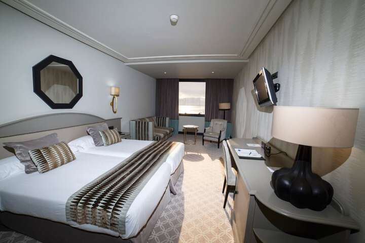 Room 21 of 138