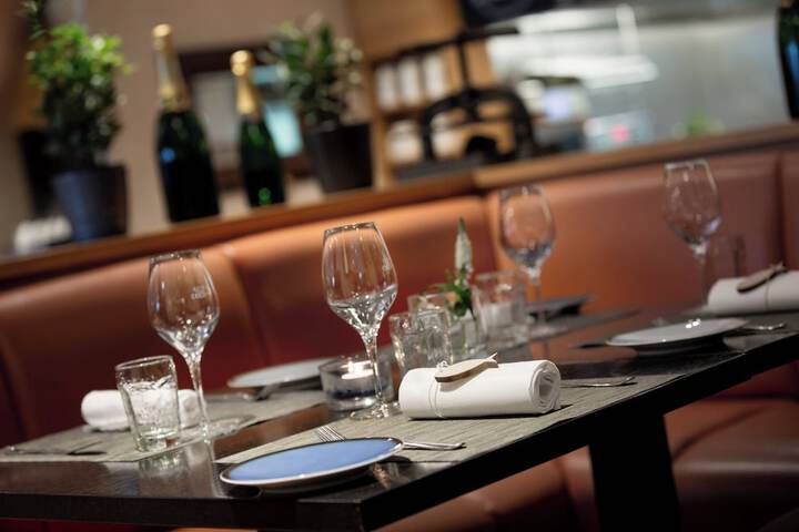 Dining 48 of 95