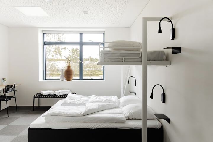 Room 14 of 45