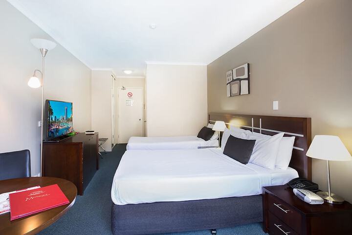 Room 5 of 30