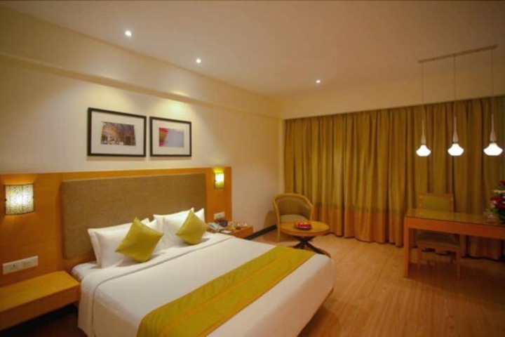 Room 6 of 42
