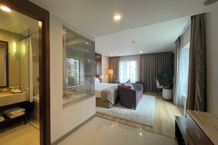Room 14 of 145