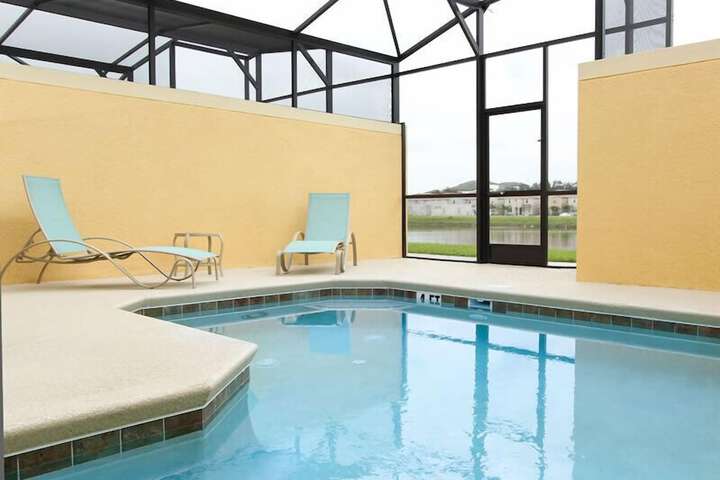 Pool 10 of 24