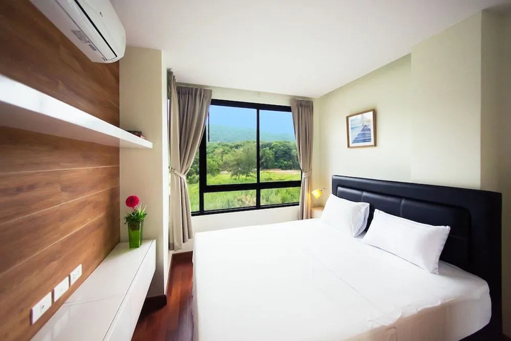 Room 3 of 13