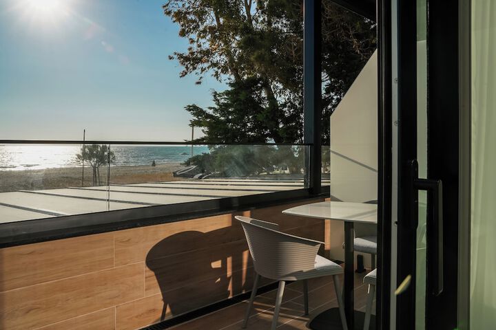 Terrace/Patio 176 of 177
