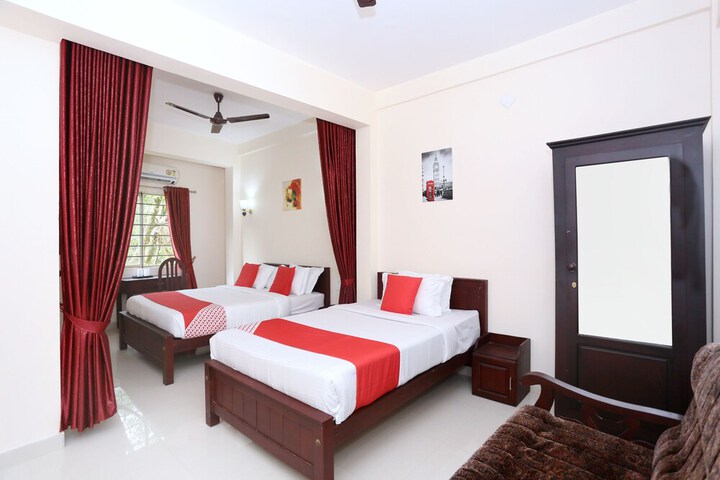 Room 6 of 19