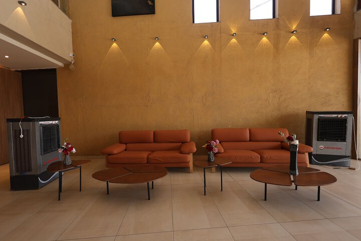 Hotel Interior 6 of 77
