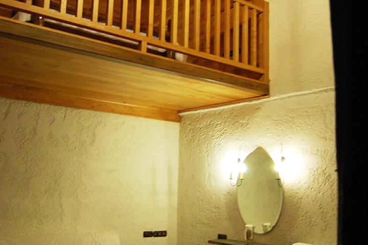 Room 16 of 20