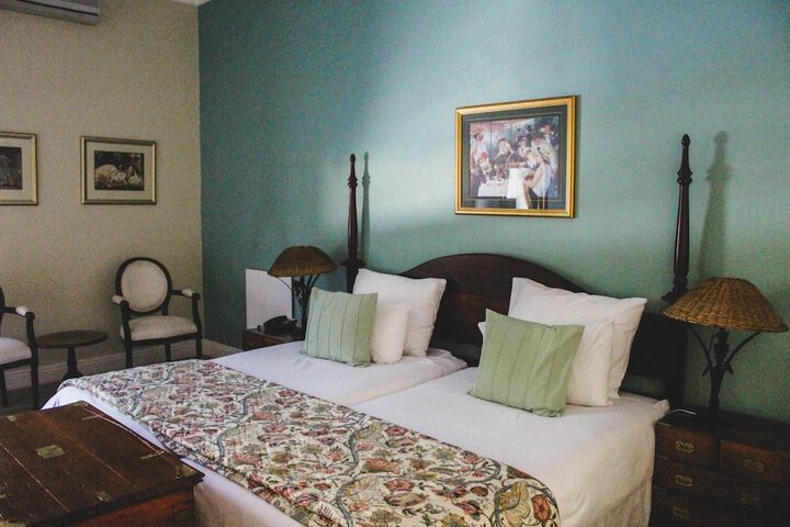 Room 5 of 28