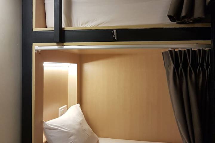 Room 26 of 48