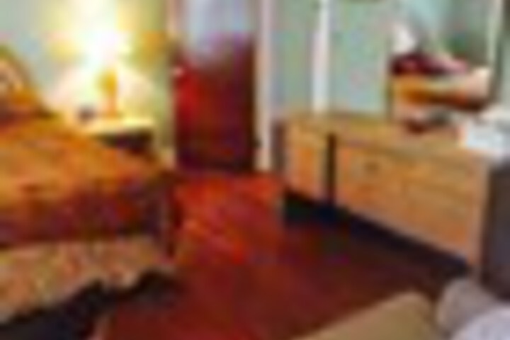 Room 35 of 246