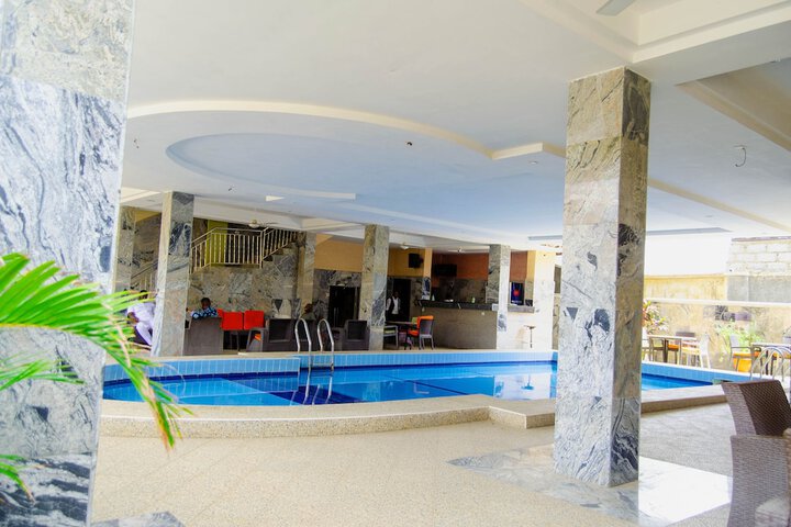 Pool 16 of 28