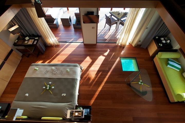 Room 11 of 87