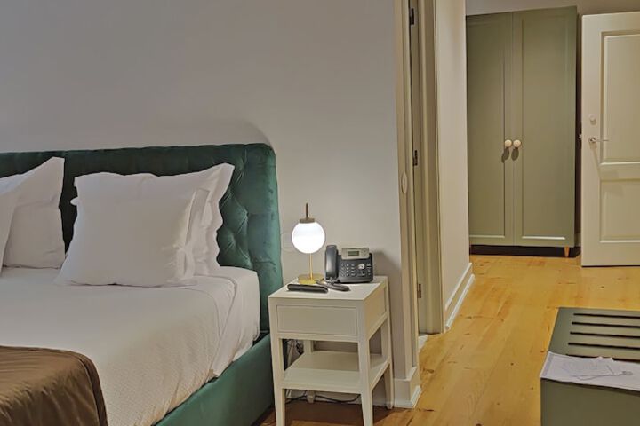 Room 14 of 50