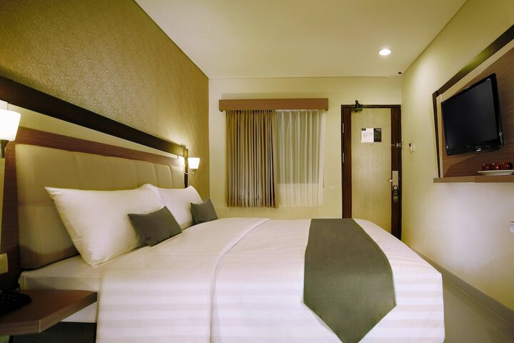 Room 7 of 25