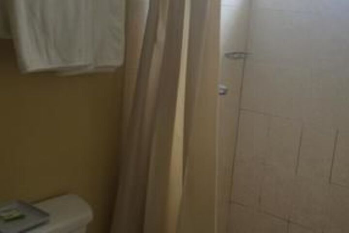 Room 2 of 18