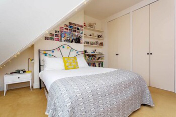 Room 14 of 24