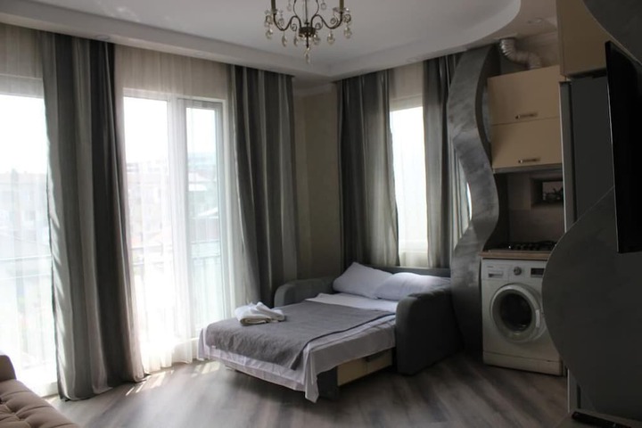Room 18 of 27