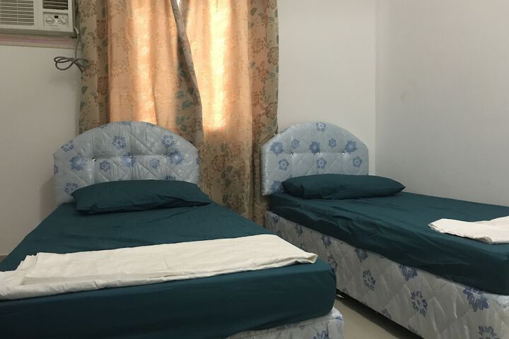 Room 3 of 53