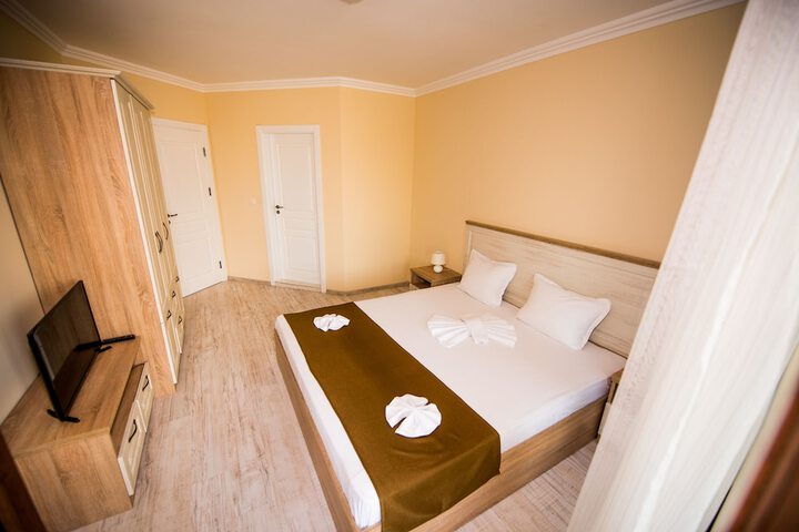 Room 7 of 54