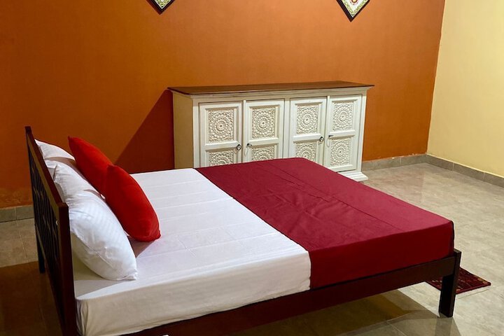 Room 4 of 14