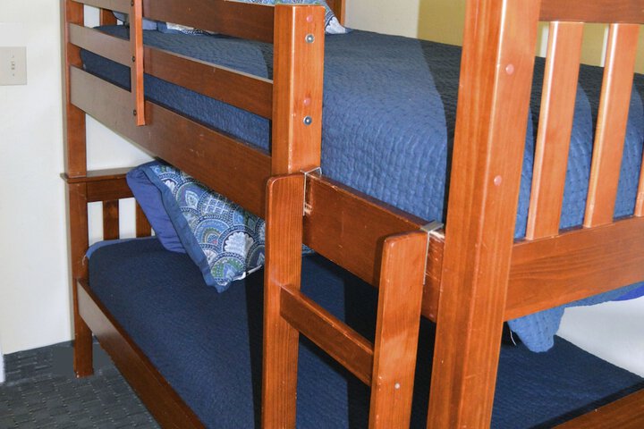 Room 16 of 73