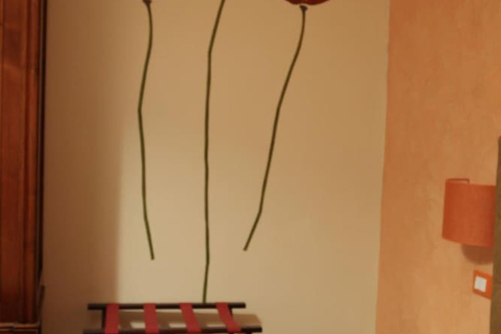 Room 13 of 53
