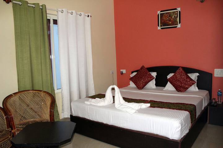 Room 9 of 47