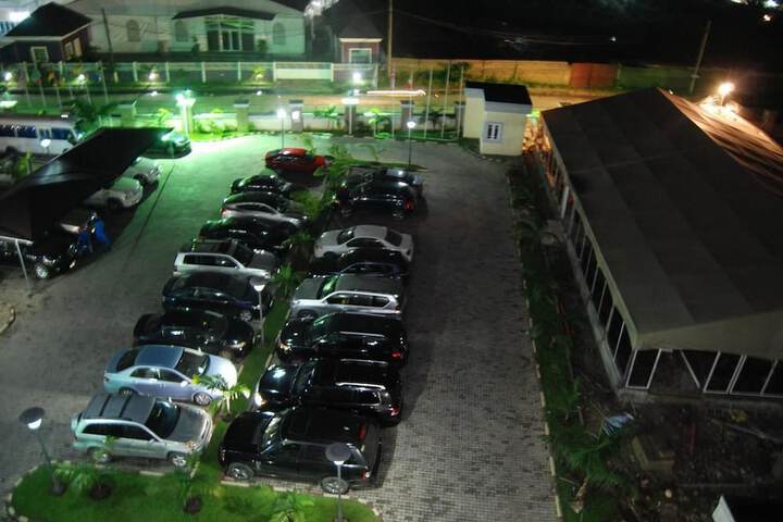 Property Grounds 34 of 34