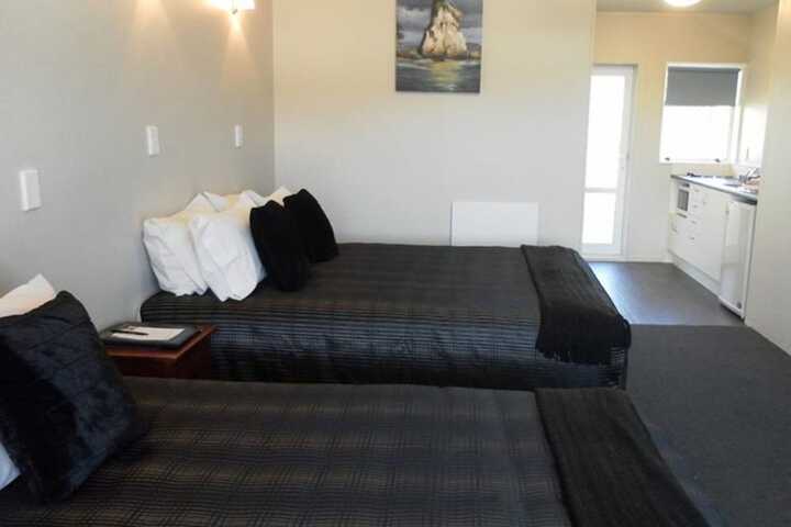 Room 4 of 54