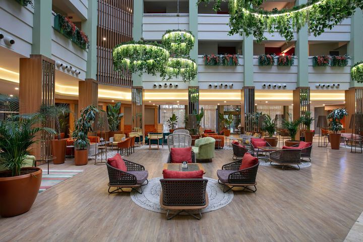 Guest Lobby