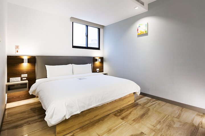 Room 14 of 53