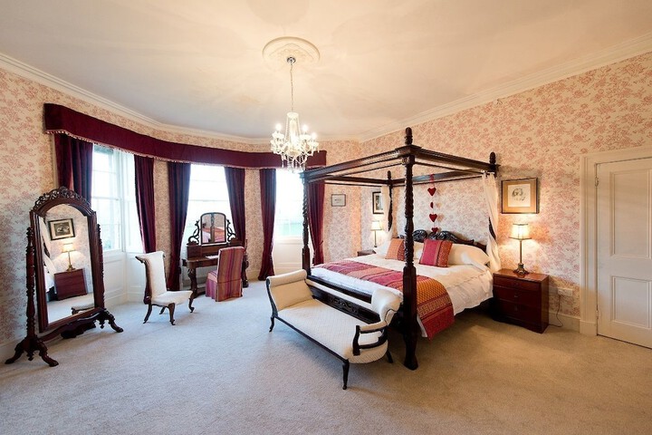 Room 3 of 59