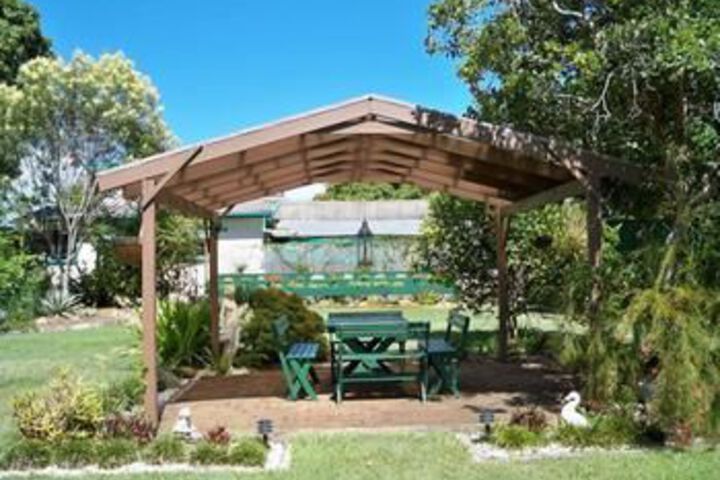 Hotel Exterior 6 of 19