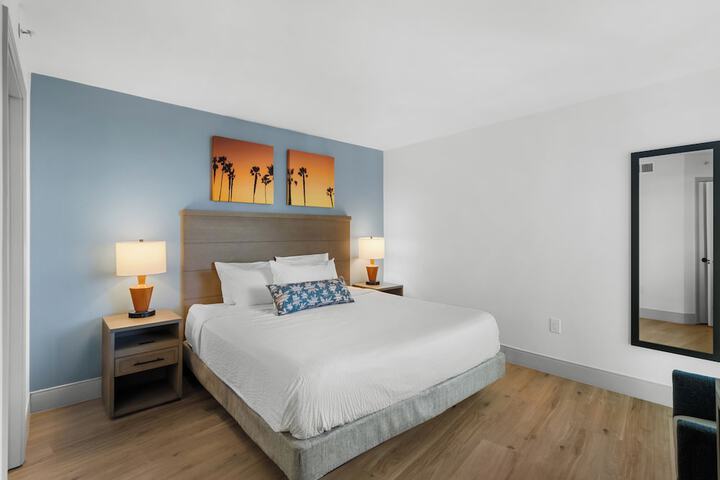 Room 33 of 218