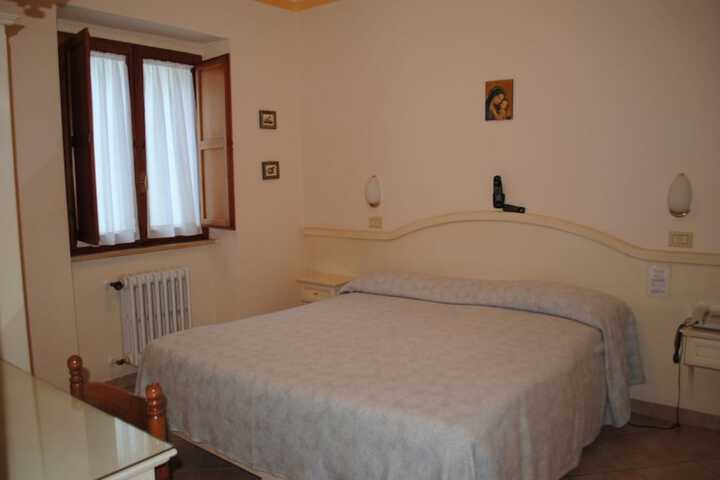 Room 5 of 26