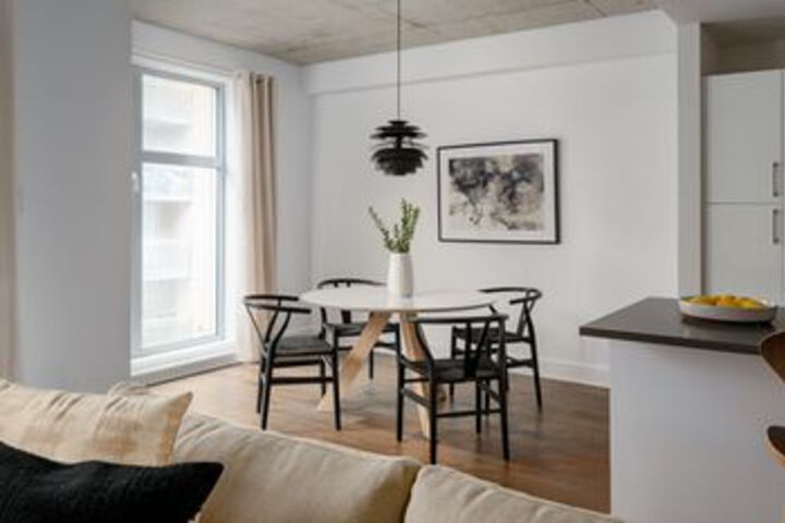 Room 10 of 23