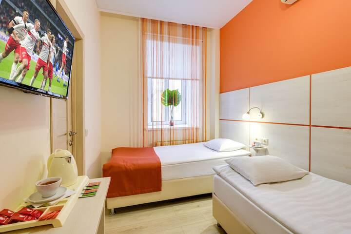 Room 6 of 95